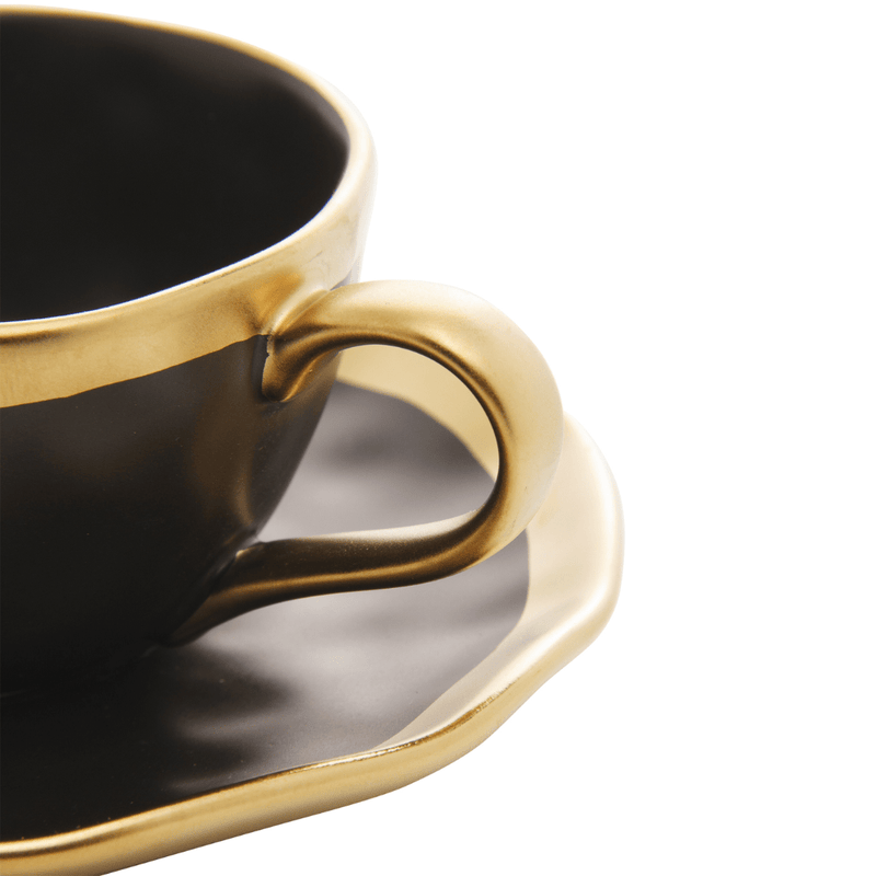 Xícara de Café com Pires em Porcelana Dubai Preto e Dourado 90ml