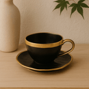 Xícara de Chá com Pires em Porcelana Dubai Preto e Dourado 200ml